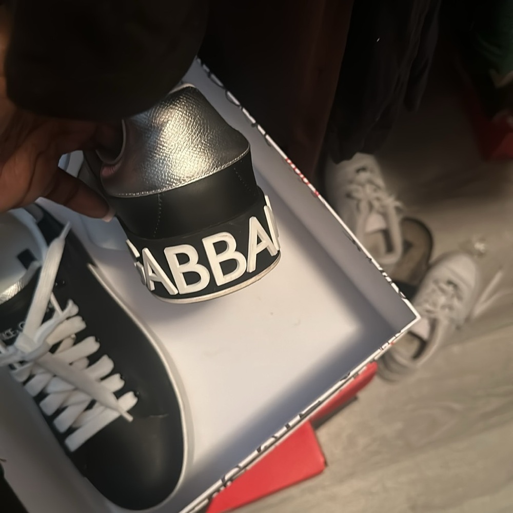 Shoes - Picture 3 of 5